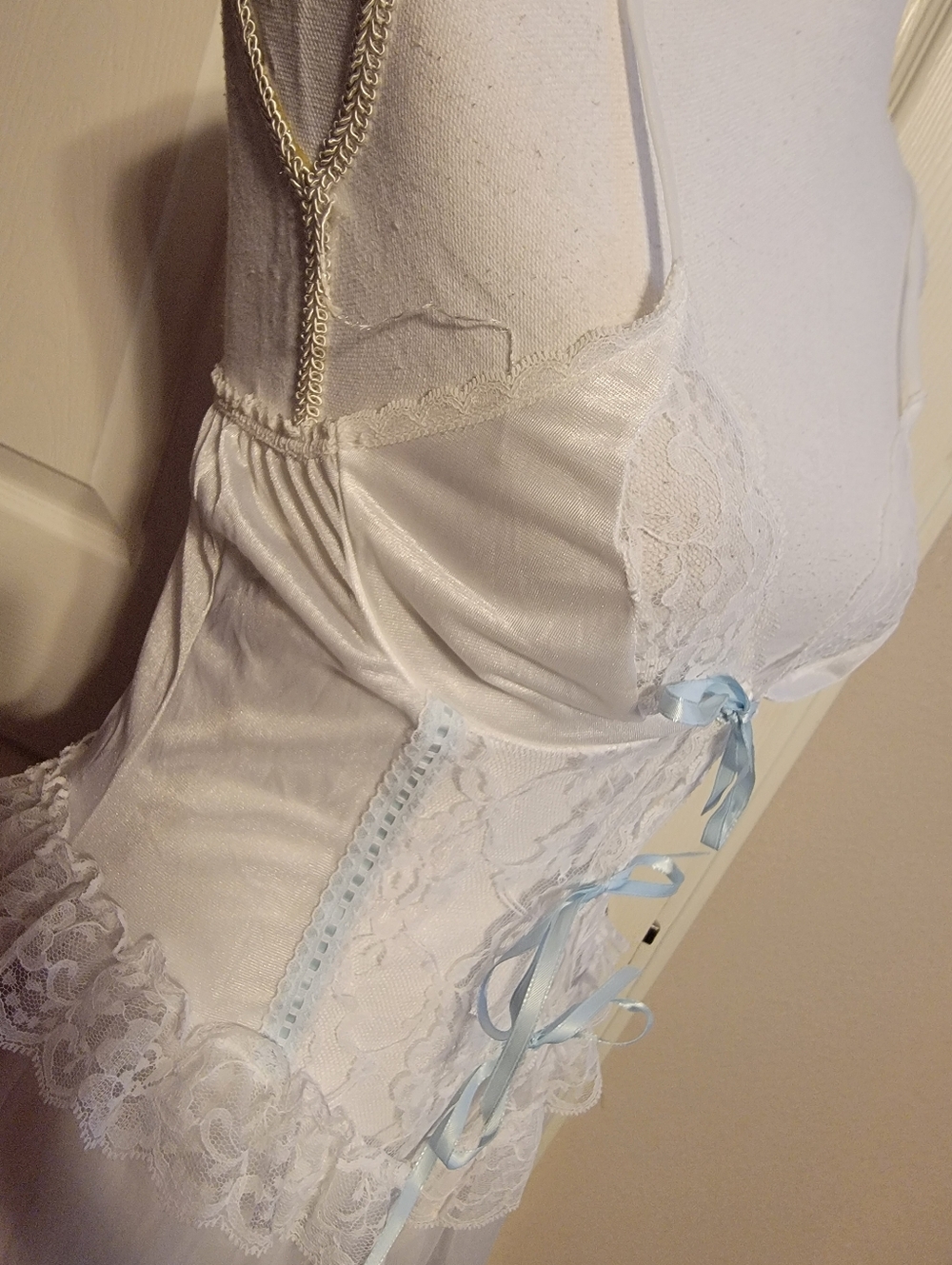 1980s Bridal Peignoir Set Excellent - Picture 6 of 16
